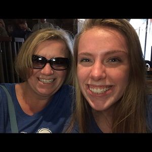 Meet your Posher, Carol